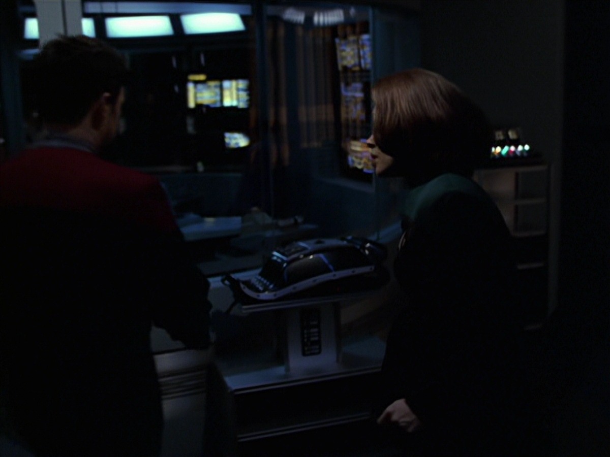 extant_StarTrek_VOY_7x20-AuthorAuthor_1037.jpg