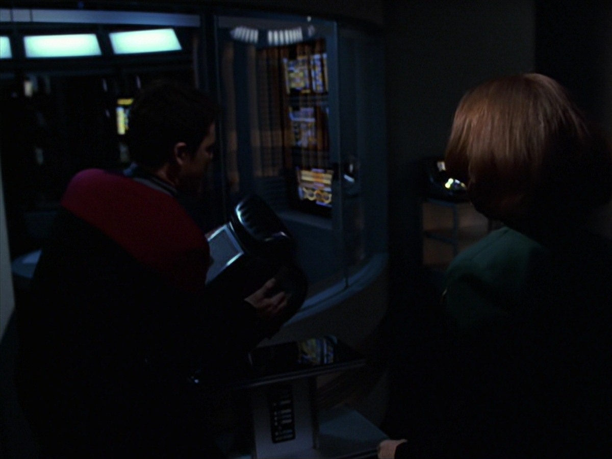 extant_StarTrek_VOY_7x20-AuthorAuthor_1040.jpg
