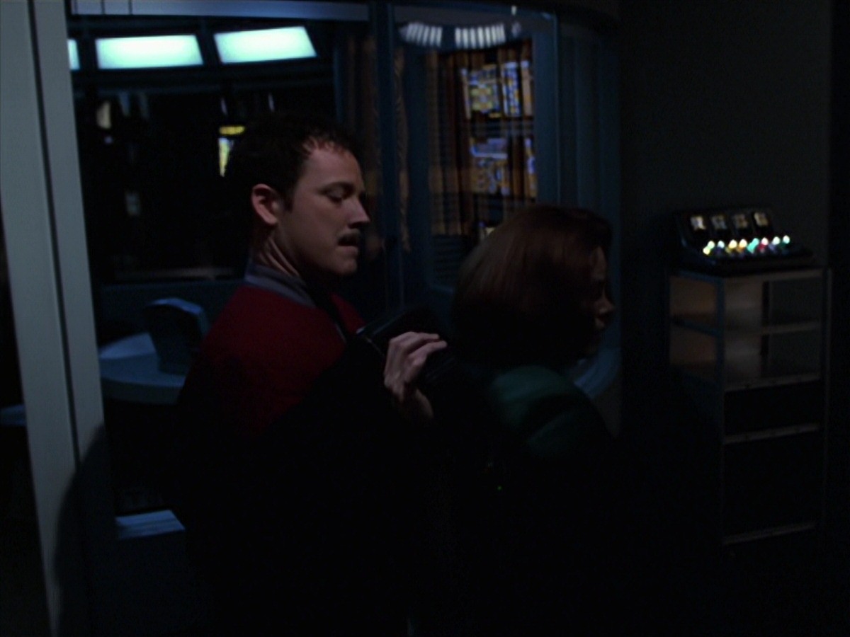 extant_StarTrek_VOY_7x20-AuthorAuthor_1045.jpg