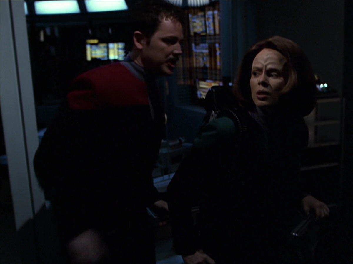 extant_StarTrek_VOY_7x20-AuthorAuthor_1052.jpg