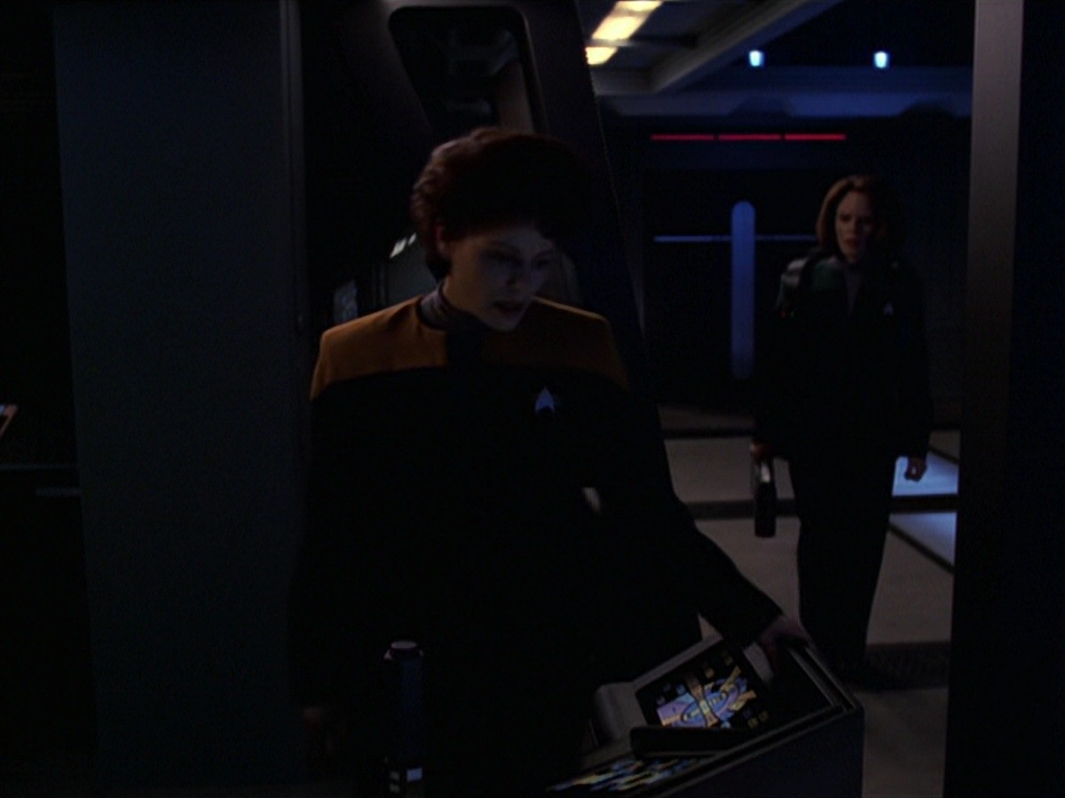 extant_StarTrek_VOY_7x20-AuthorAuthor_1081.jpg