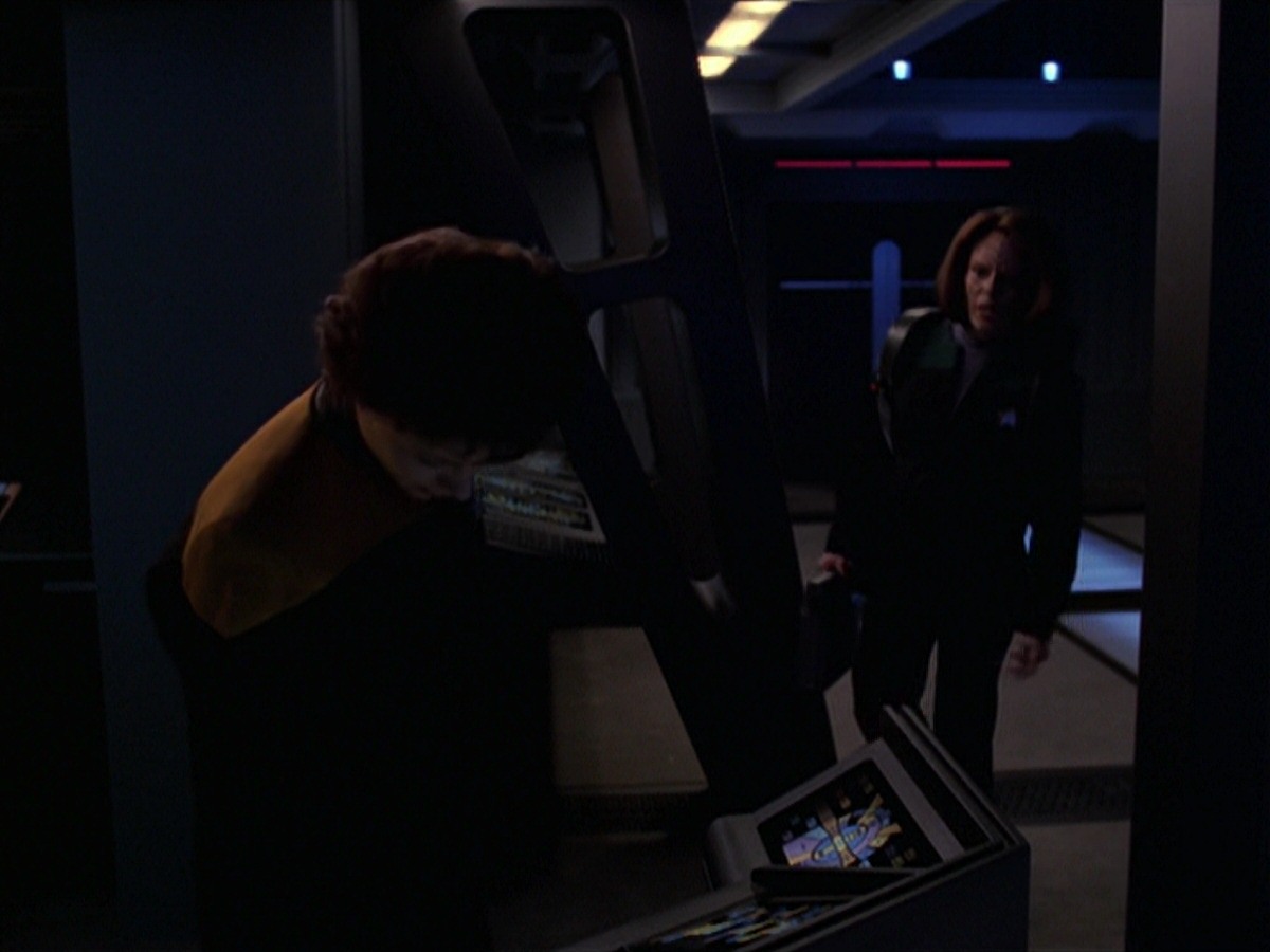 extant_StarTrek_VOY_7x20-AuthorAuthor_1084.jpg