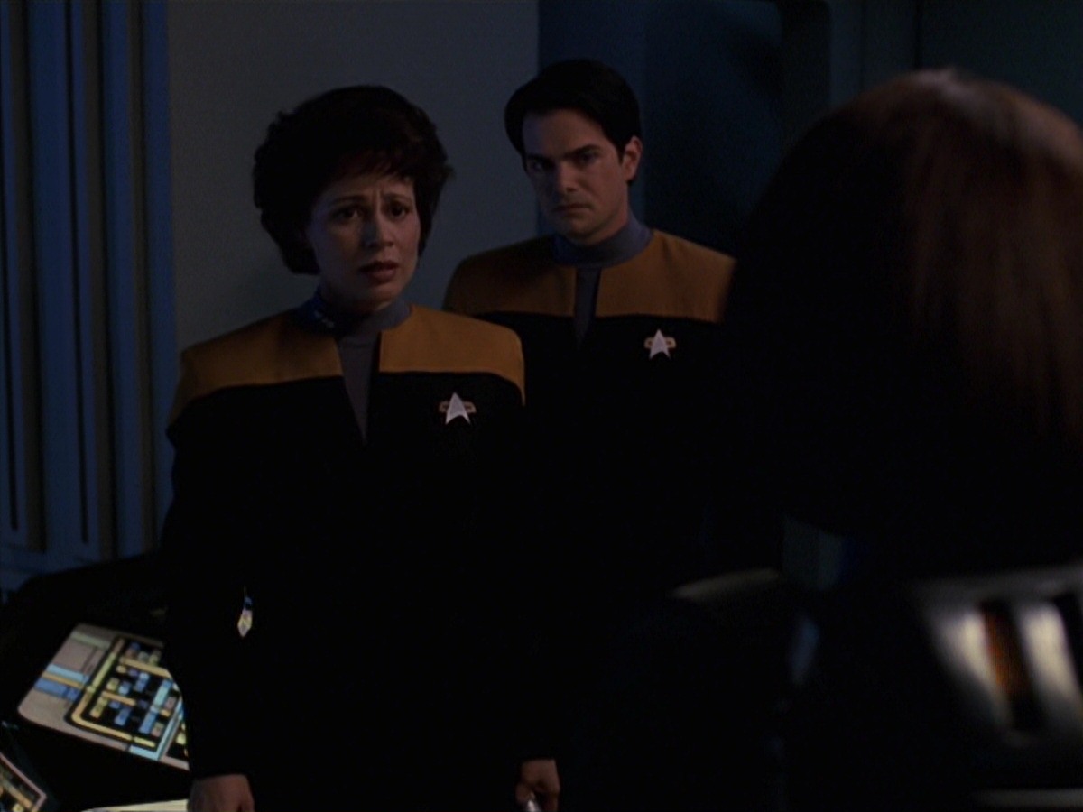 extant_StarTrek_VOY_7x20-AuthorAuthor_1098.jpg