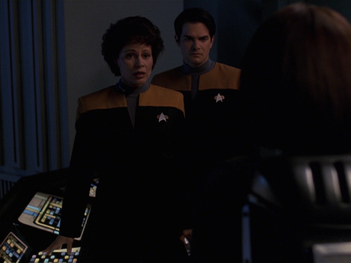 extant_StarTrek_VOY_7x20-AuthorAuthor_1102.jpg