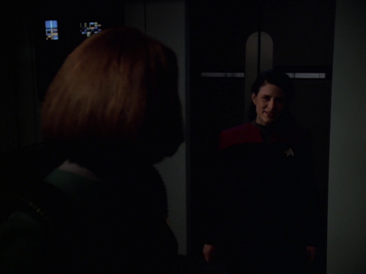 extant_StarTrek_VOY_7x20-AuthorAuthor_1188.jpg