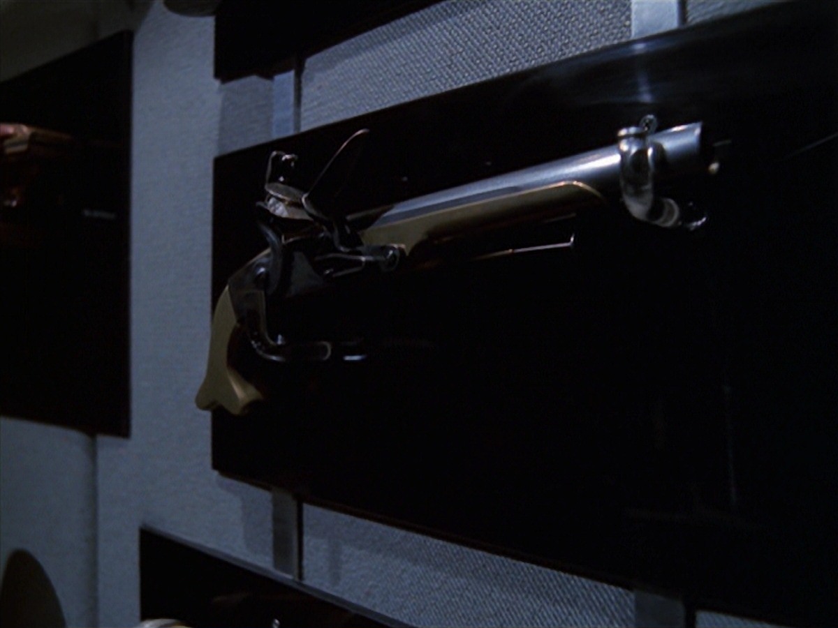 extant_StarTrek_VOY_7x20-AuthorAuthor_1194.jpg