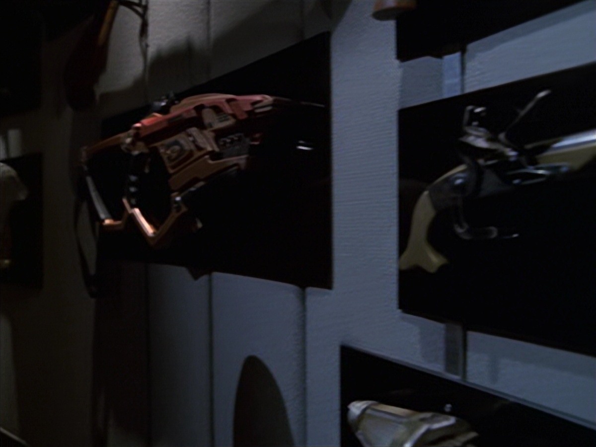 extant_StarTrek_VOY_7x20-AuthorAuthor_1197.jpg