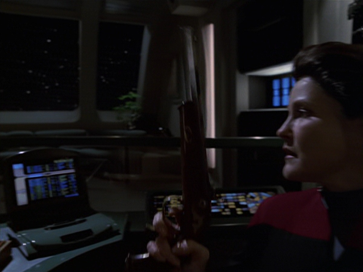 extant_StarTrek_VOY_7x20-AuthorAuthor_1202.jpg