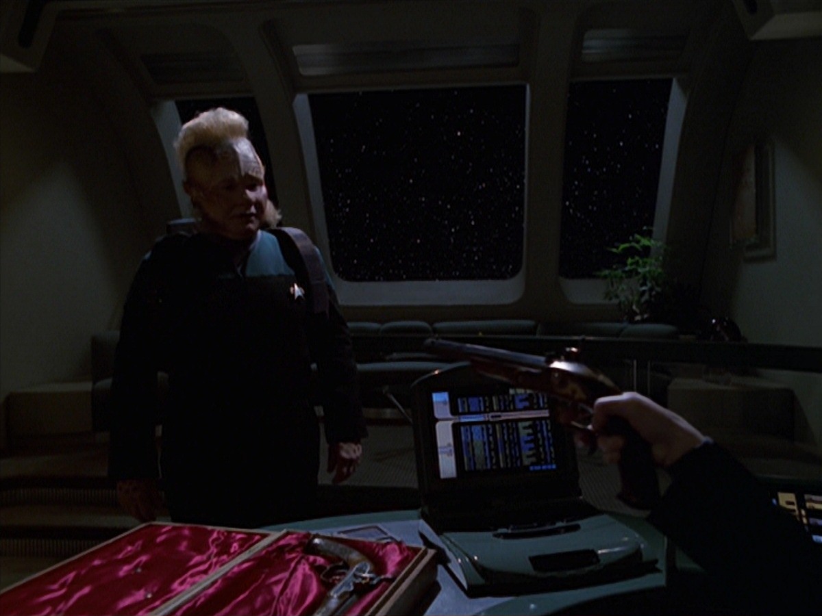 extant_StarTrek_VOY_7x20-AuthorAuthor_1210.jpg
