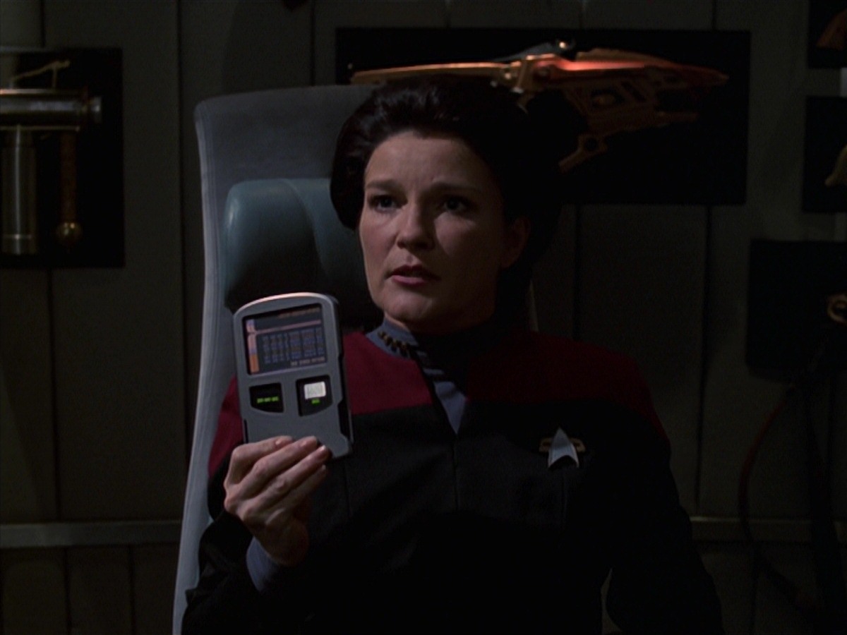 extant_StarTrek_VOY_7x20-AuthorAuthor_1216.jpg