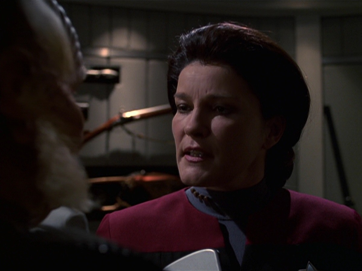 extant_StarTrek_VOY_7x20-AuthorAuthor_1250.jpg