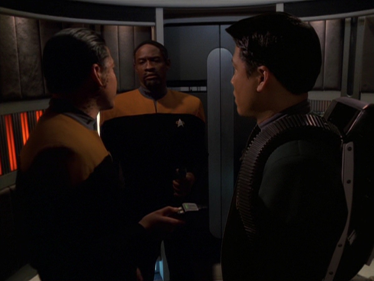 extant_StarTrek_VOY_7x20-AuthorAuthor_1320.jpg