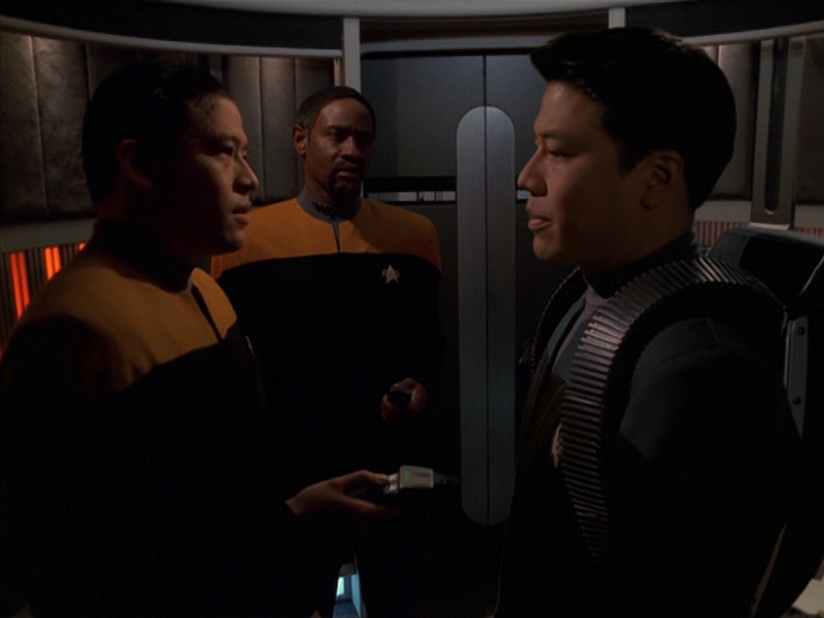 extant_StarTrek_VOY_7x20-AuthorAuthor_1344.jpg