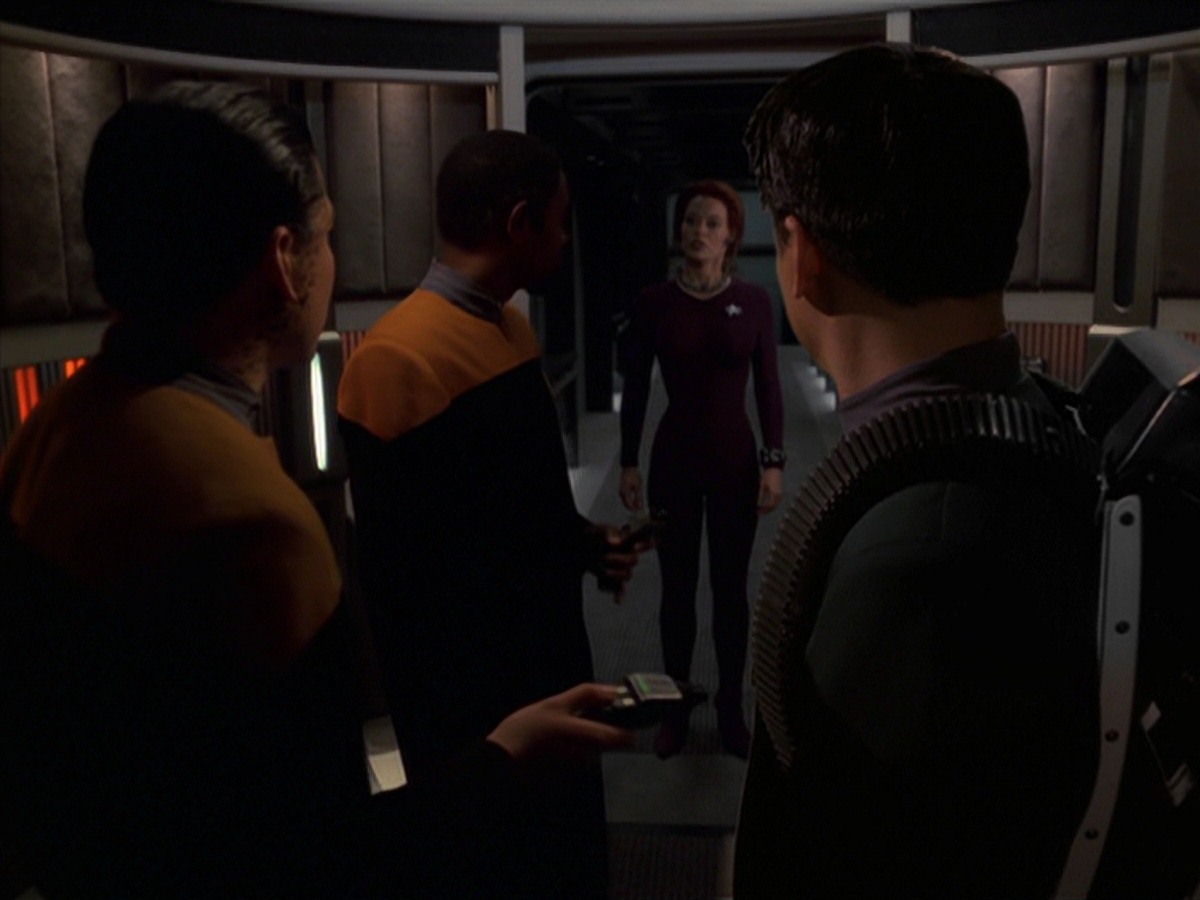 extant_StarTrek_VOY_7x20-AuthorAuthor_1348.jpg