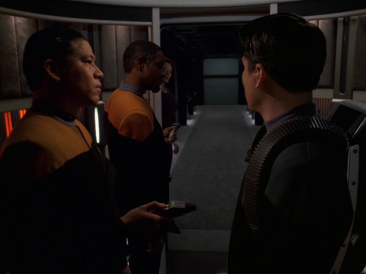 extant_StarTrek_VOY_7x20-AuthorAuthor_1377.jpg