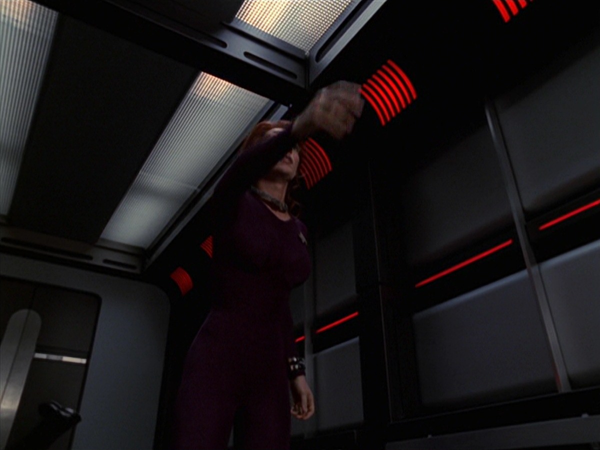 extant_StarTrek_VOY_7x20-AuthorAuthor_1394.jpg