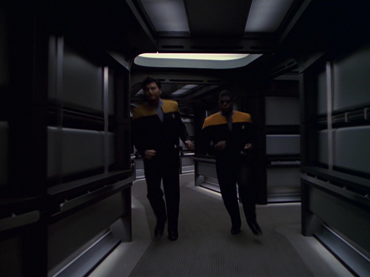 extant_StarTrek_VOY_7x20-AuthorAuthor_1402.jpg