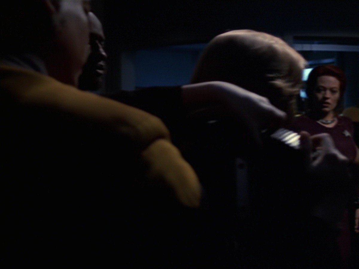 extant_StarTrek_VOY_7x20-AuthorAuthor_1410.jpg