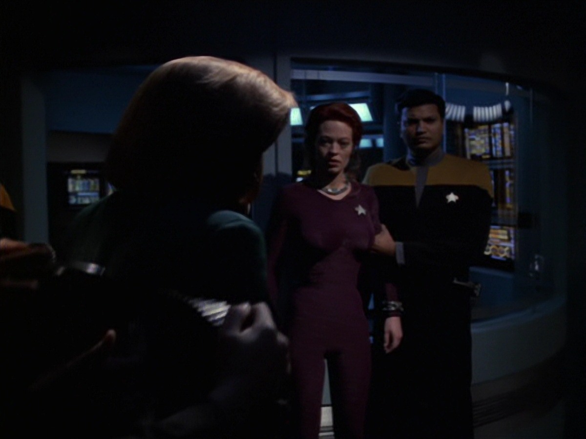 extant_StarTrek_VOY_7x20-AuthorAuthor_1412.jpg