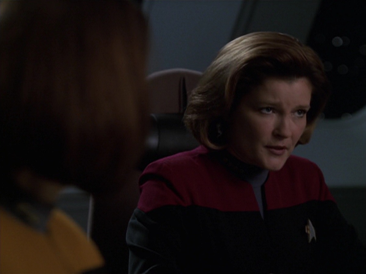 extant_StarTrek_VOY_7x20-AuthorAuthor_1597.jpg
