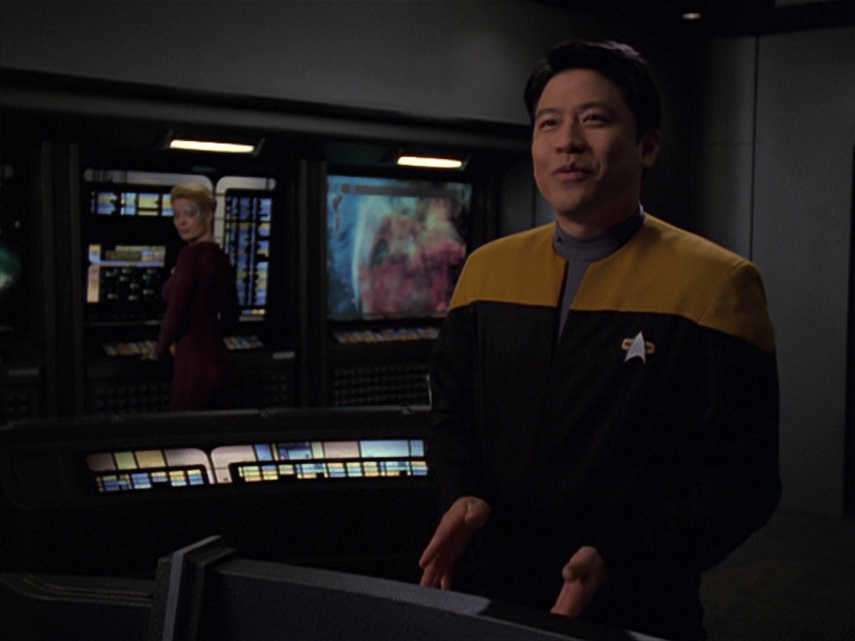 extant_StarTrek_VOY_7x20-AuthorAuthor_1767.jpg