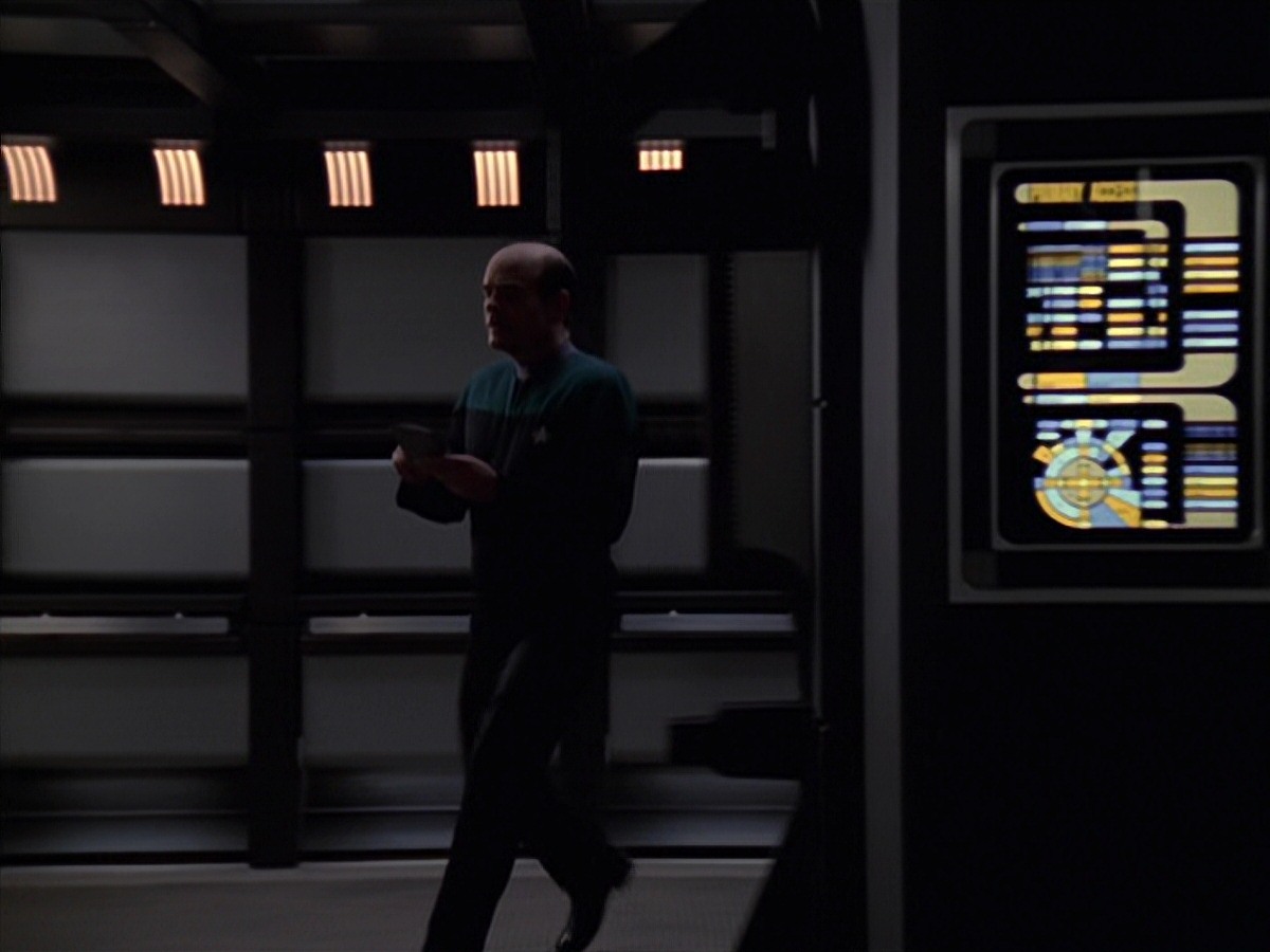 extant_StarTrek_VOY_7x20-AuthorAuthor_1881.jpg