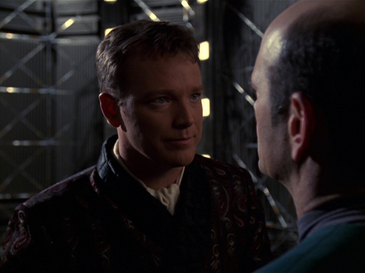extant_StarTrek_VOY_7x20-AuthorAuthor_1934.jpg