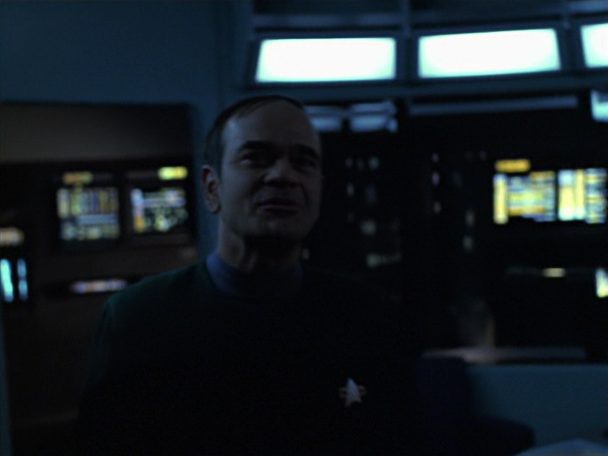 extant_StarTrek_VOY_7x20-AuthorAuthor_1952.jpg