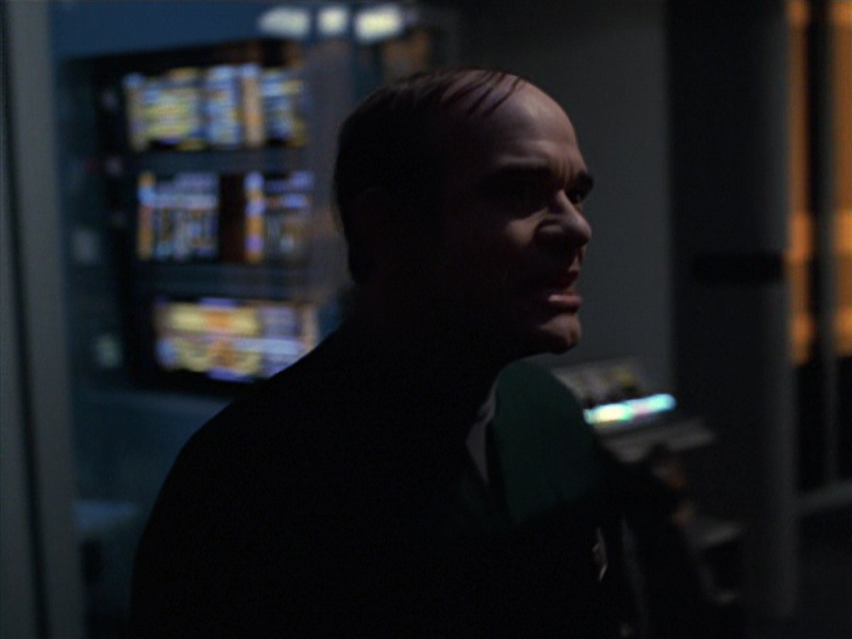 extant_StarTrek_VOY_7x20-AuthorAuthor_1956.jpg