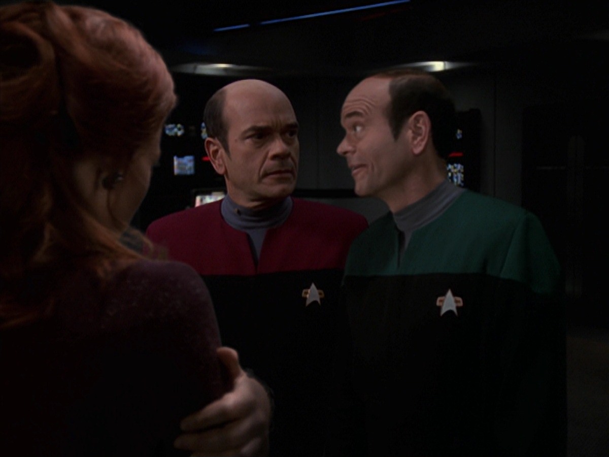 extant_StarTrek_VOY_7x20-AuthorAuthor_1991.jpg