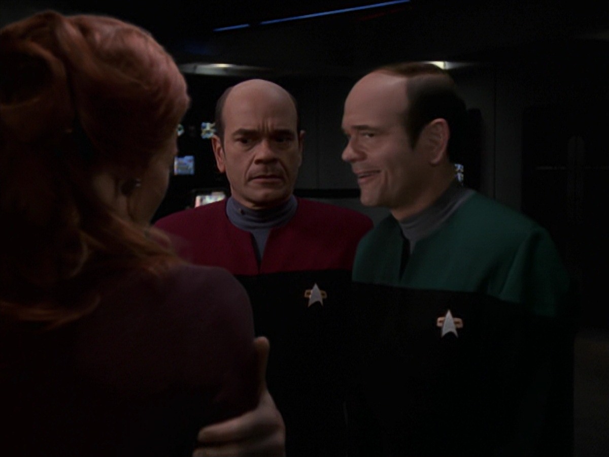 extant_StarTrek_VOY_7x20-AuthorAuthor_1992.jpg