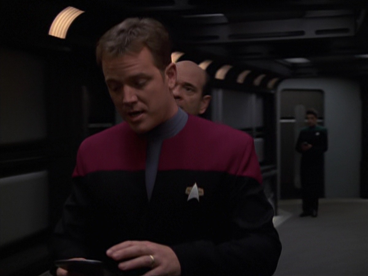 extant_StarTrek_VOY_7x20-AuthorAuthor_2061.jpg