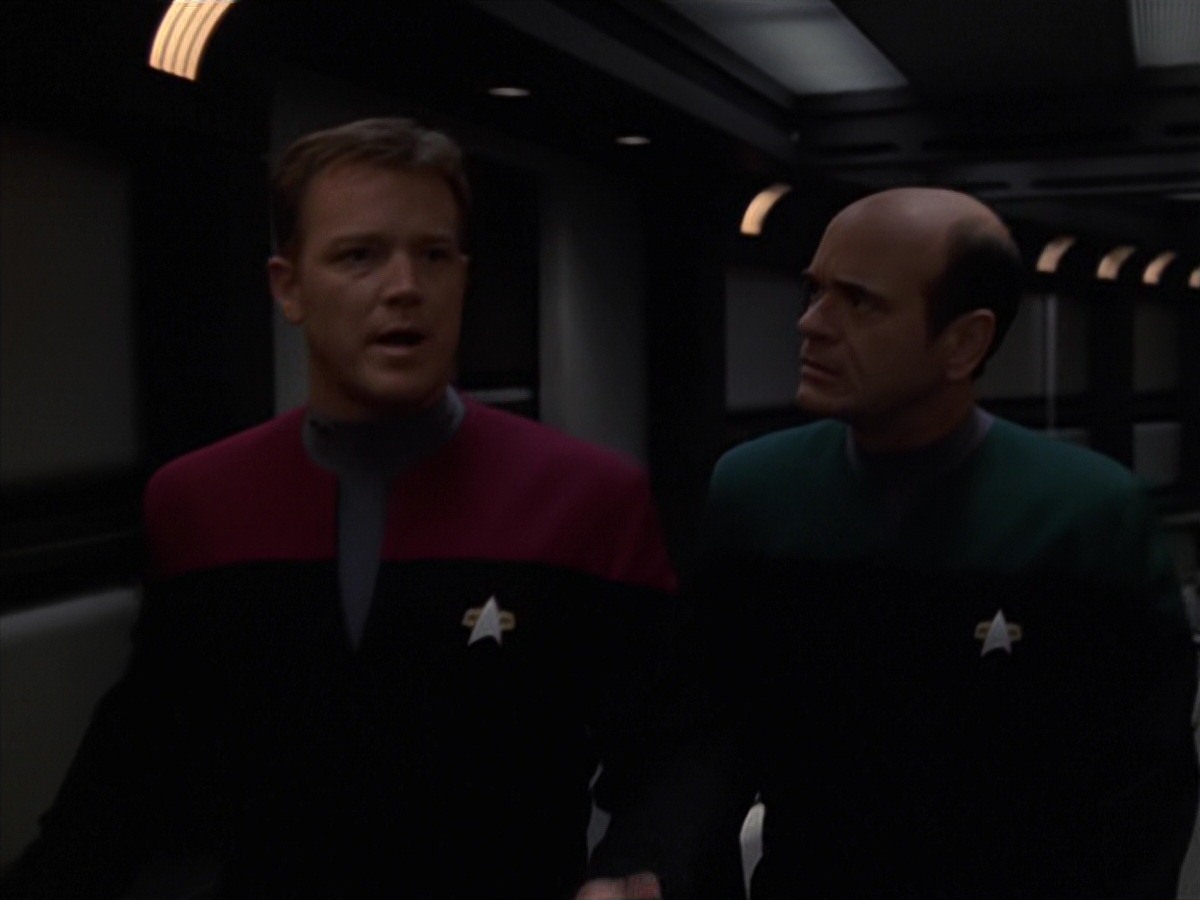 extant_StarTrek_VOY_7x20-AuthorAuthor_2070.jpg