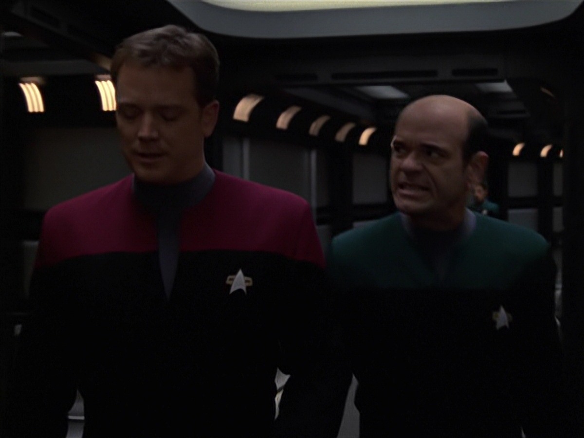 extant_StarTrek_VOY_7x20-AuthorAuthor_2077.jpg