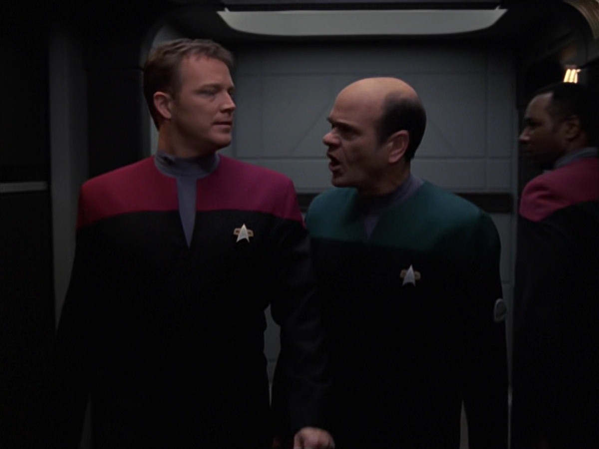 extant_StarTrek_VOY_7x20-AuthorAuthor_2091.jpg