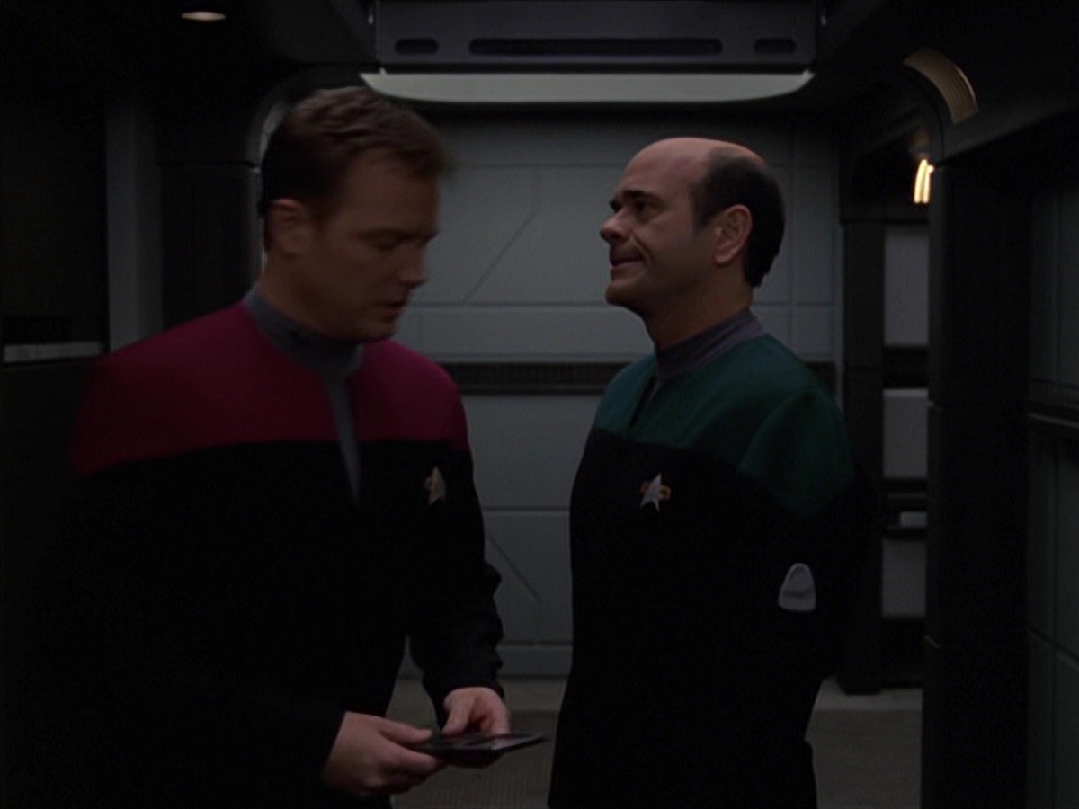 extant_StarTrek_VOY_7x20-AuthorAuthor_2103.jpg