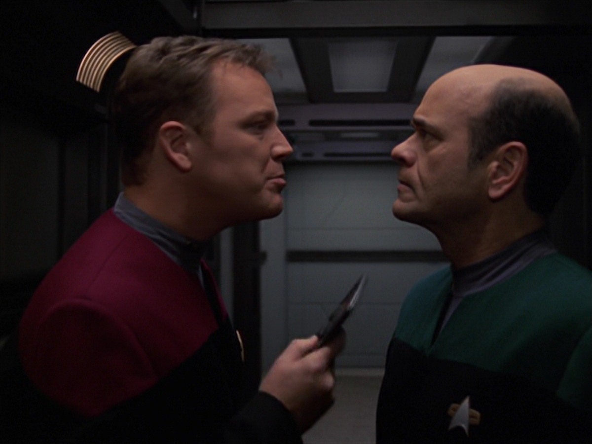 extant_StarTrek_VOY_7x20-AuthorAuthor_2112.jpg
