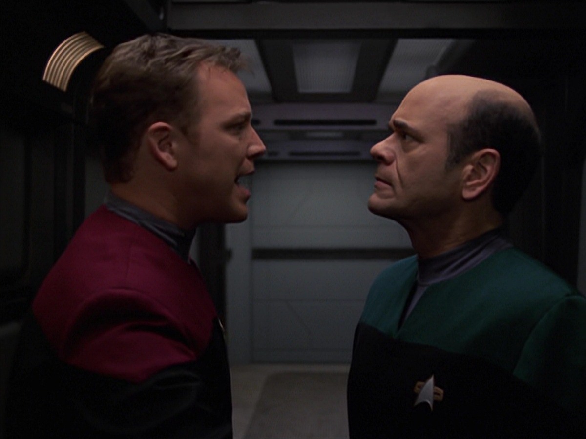 extant_StarTrek_VOY_7x20-AuthorAuthor_2122.jpg