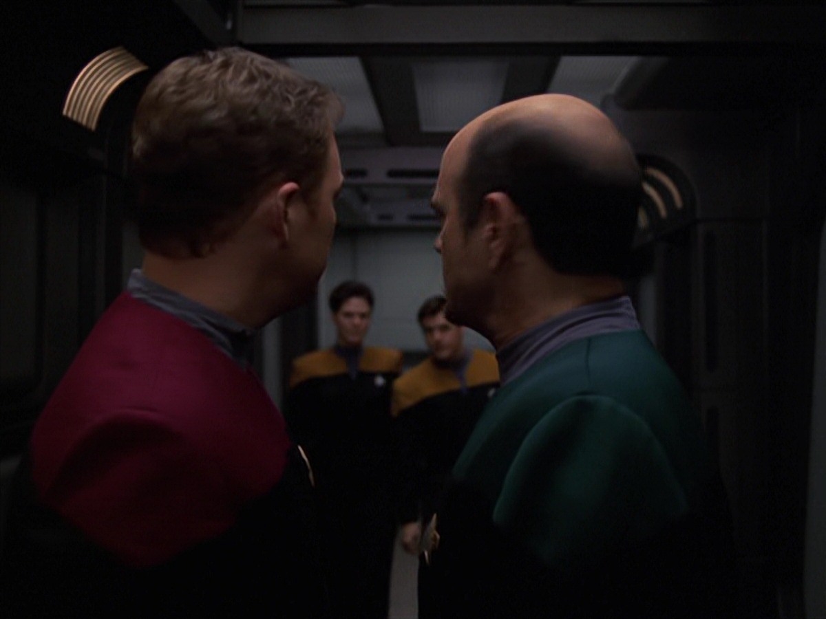 extant_StarTrek_VOY_7x20-AuthorAuthor_2131.jpg