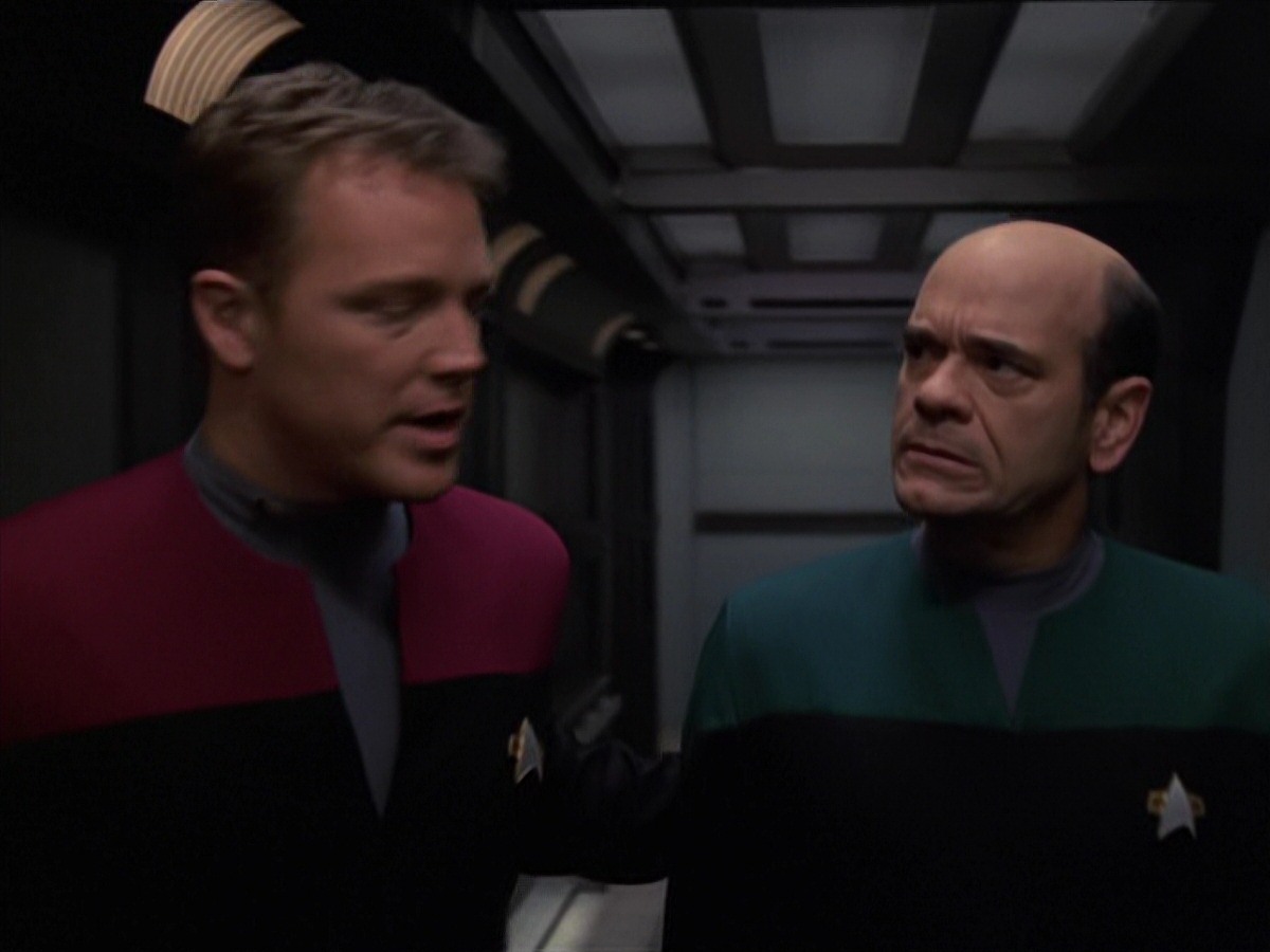 extant_StarTrek_VOY_7x20-AuthorAuthor_2141.jpg