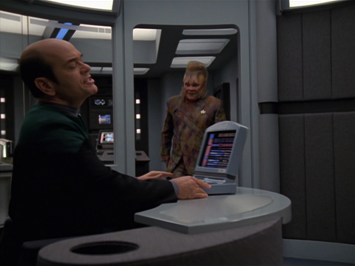 extant_StarTrek_VOY_7x20-AuthorAuthor_2208.jpg