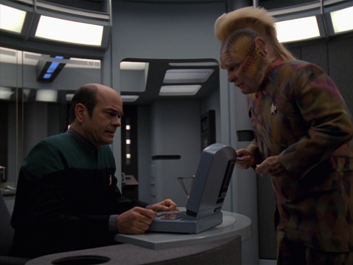 extant_StarTrek_VOY_7x20-AuthorAuthor_2215.jpg