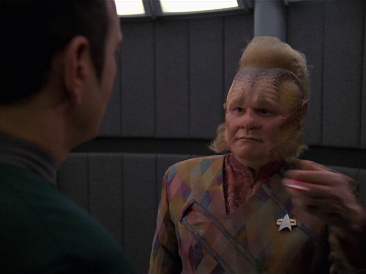 extant_StarTrek_VOY_7x20-AuthorAuthor_2331.jpg
