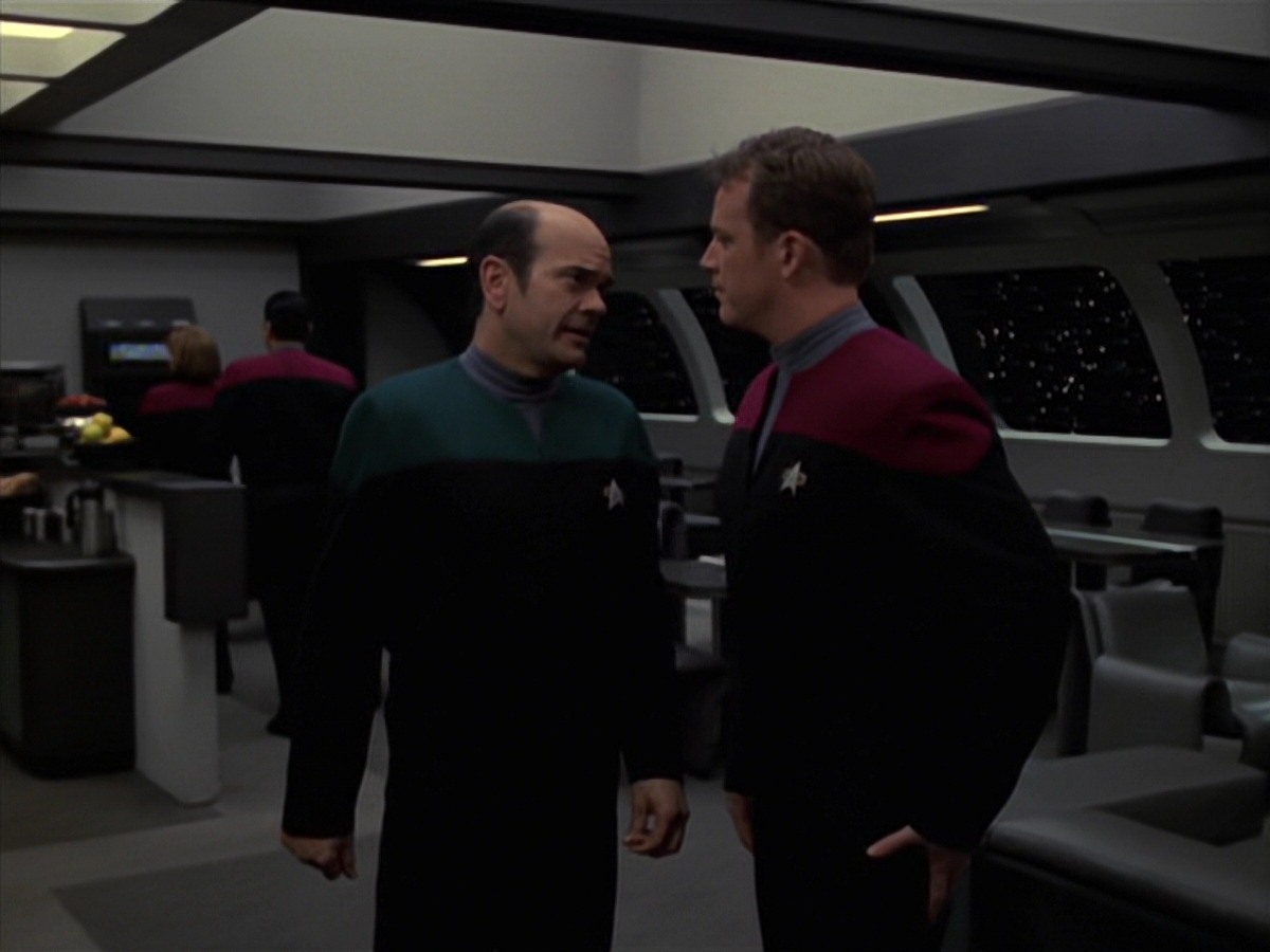 extant_StarTrek_VOY_7x20-AuthorAuthor_2406.jpg