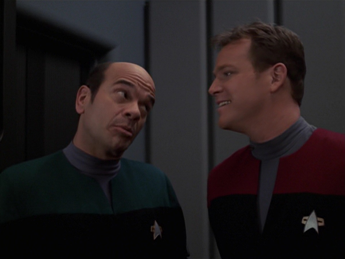 extant_StarTrek_VOY_7x20-AuthorAuthor_2422.jpg