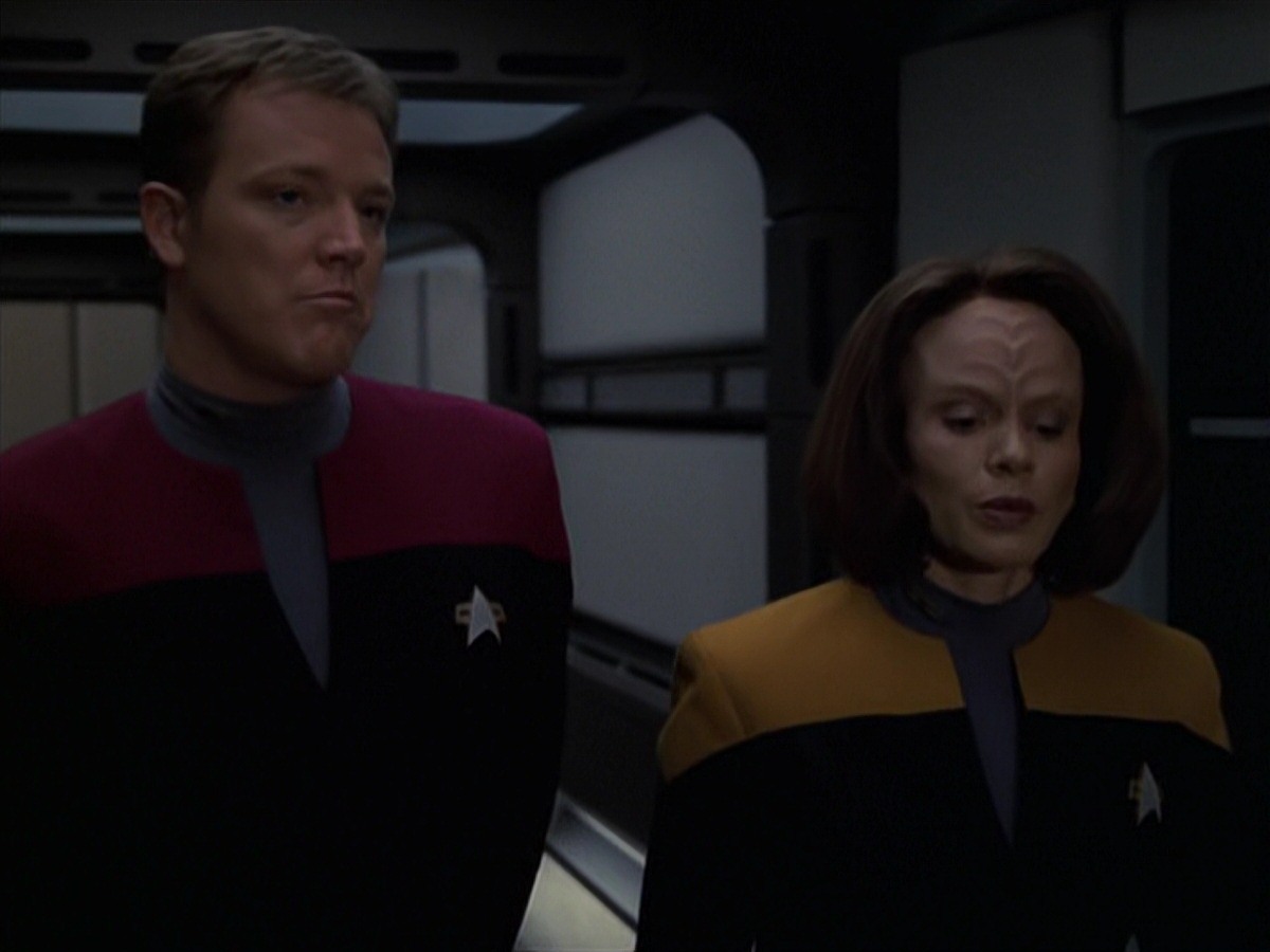 extant_StarTrek_VOY_7x20-AuthorAuthor_2451.jpg
