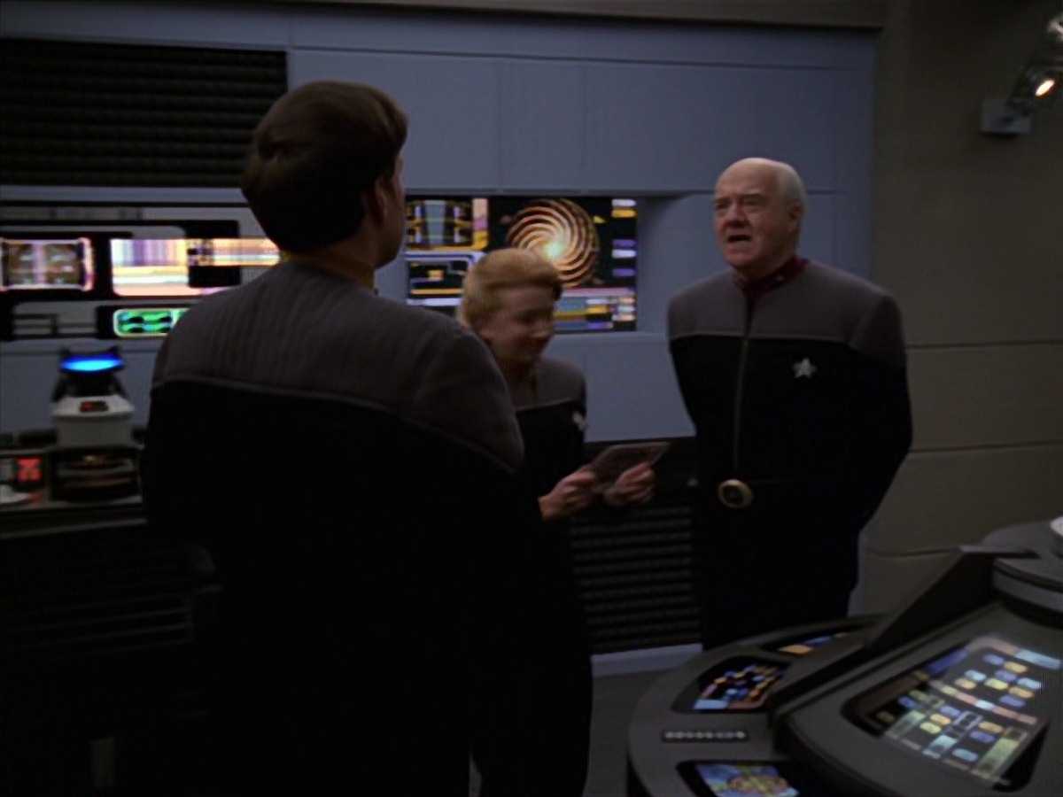 extant_StarTrek_VOY_7x20-AuthorAuthor_2584.jpg