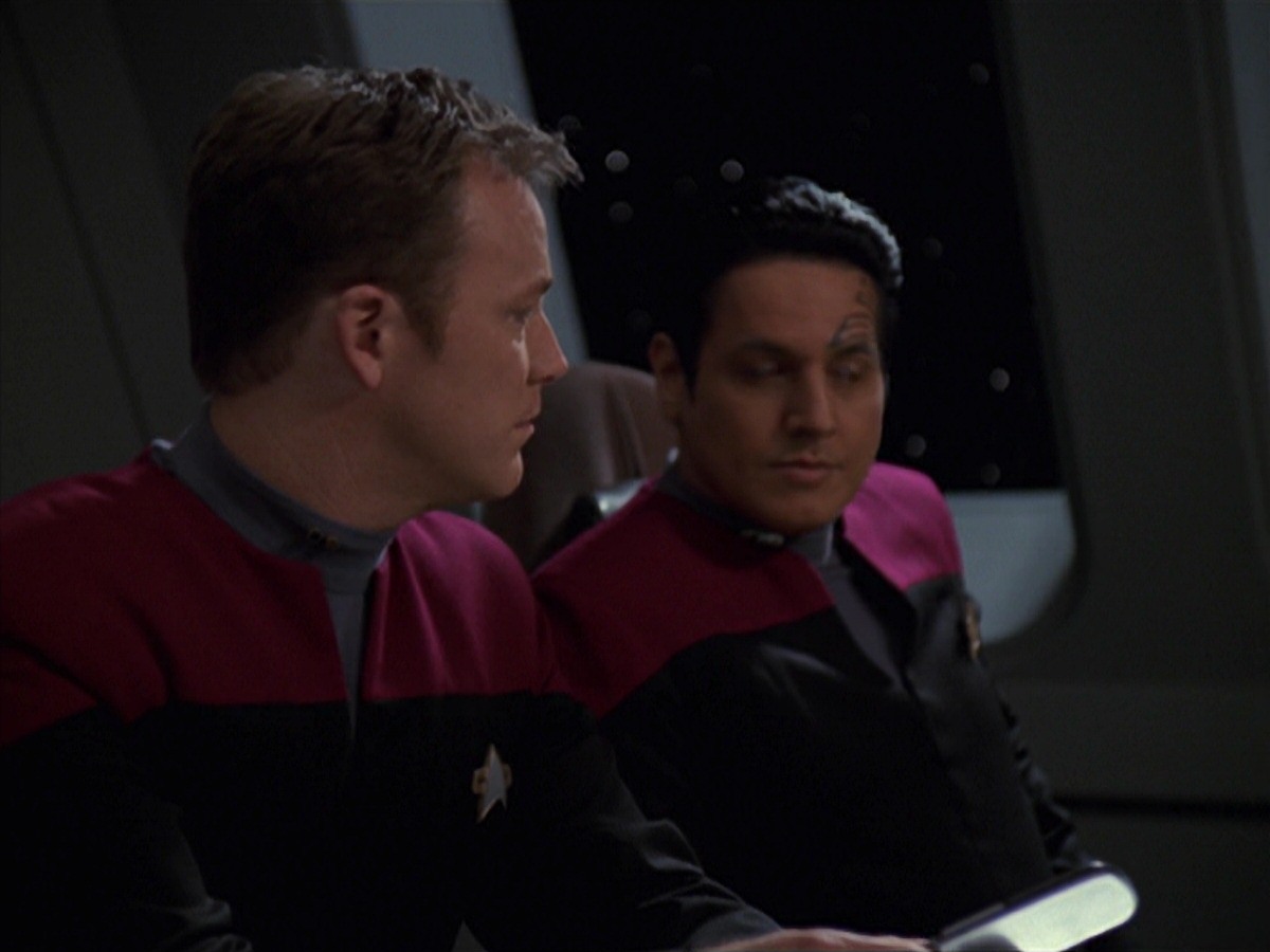 extant_StarTrek_VOY_7x20-AuthorAuthor_2730.jpg