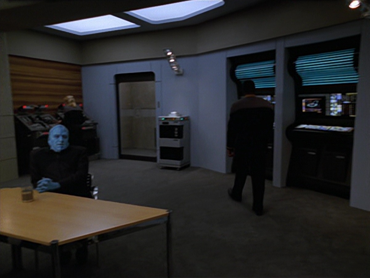 extant_StarTrek_VOY_7x20-AuthorAuthor_2823.jpg