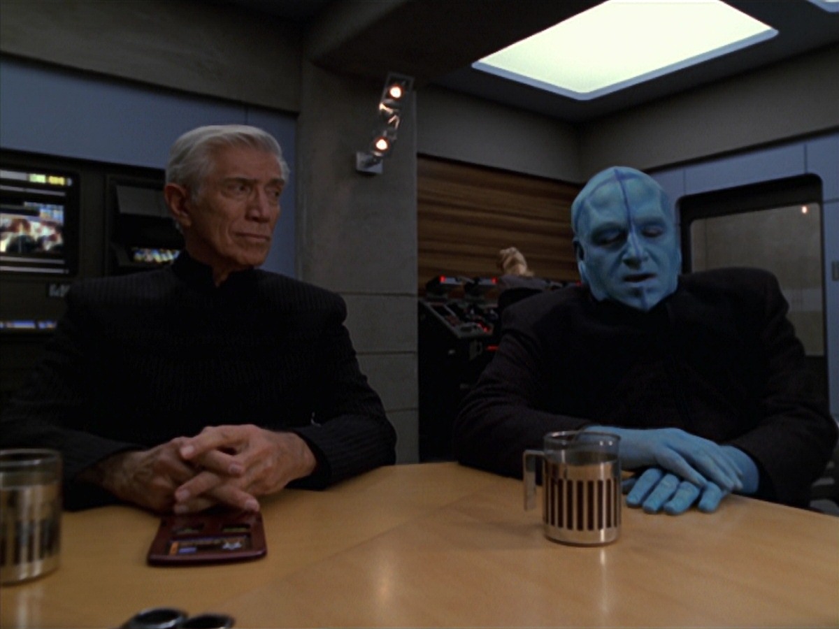 extant_StarTrek_VOY_7x20-AuthorAuthor_2844.jpg